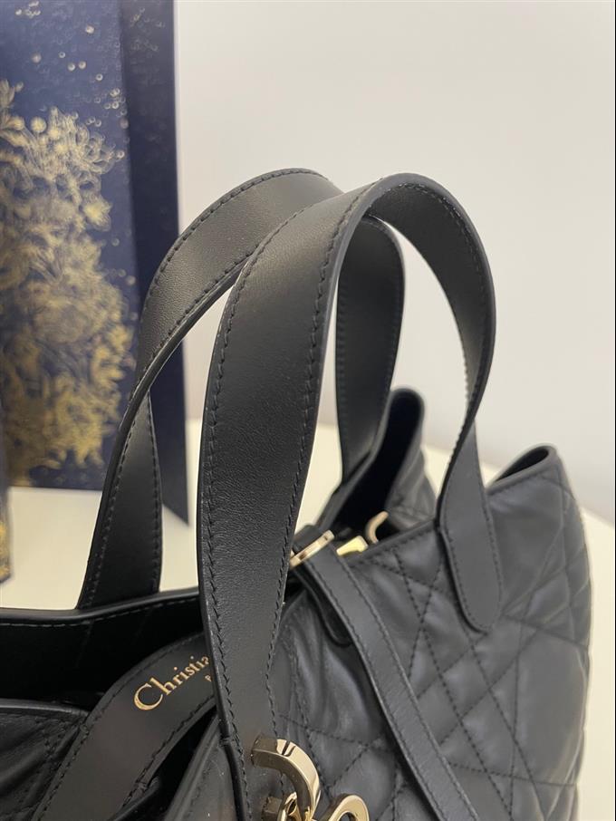 2025228Y780P212652207