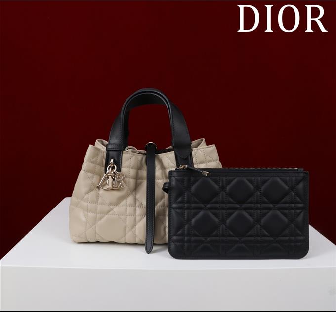 2025228Y800P212640166