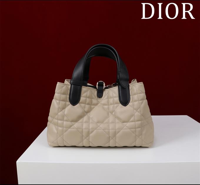 2025228Y800P212640213