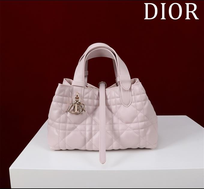 2025228Y800P212640478