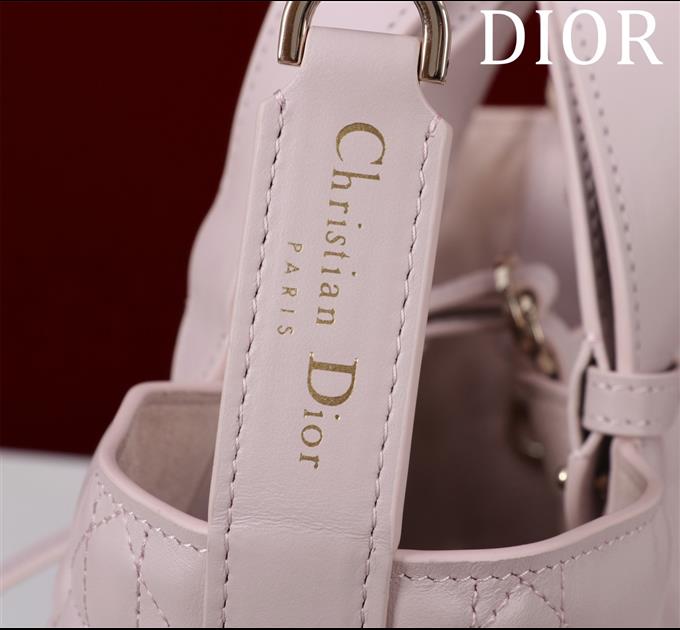 2025228Y800P212640555