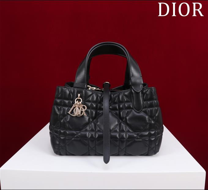 2025228Y800P212640572