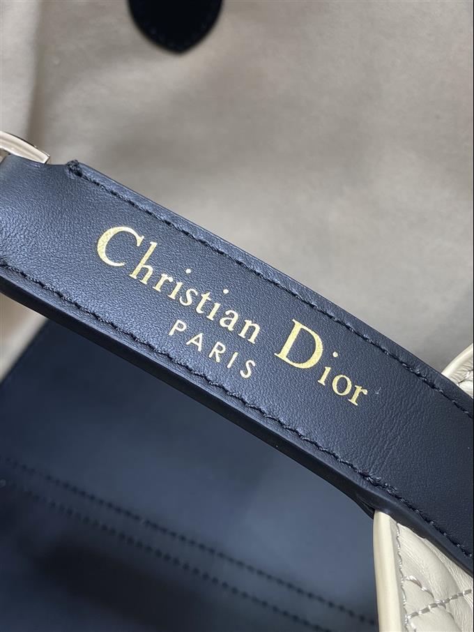 2025228Y800P212641468