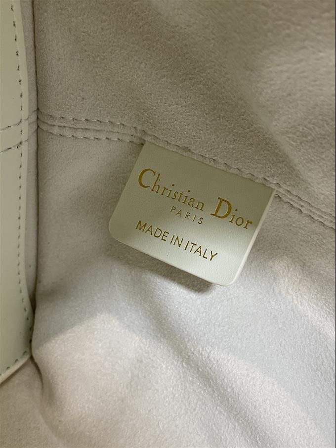 2025228Y800P212641825