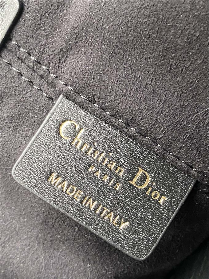 2025228Y800P212642107