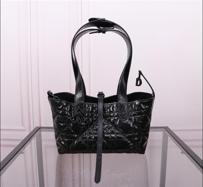 2025228Y800P212653801