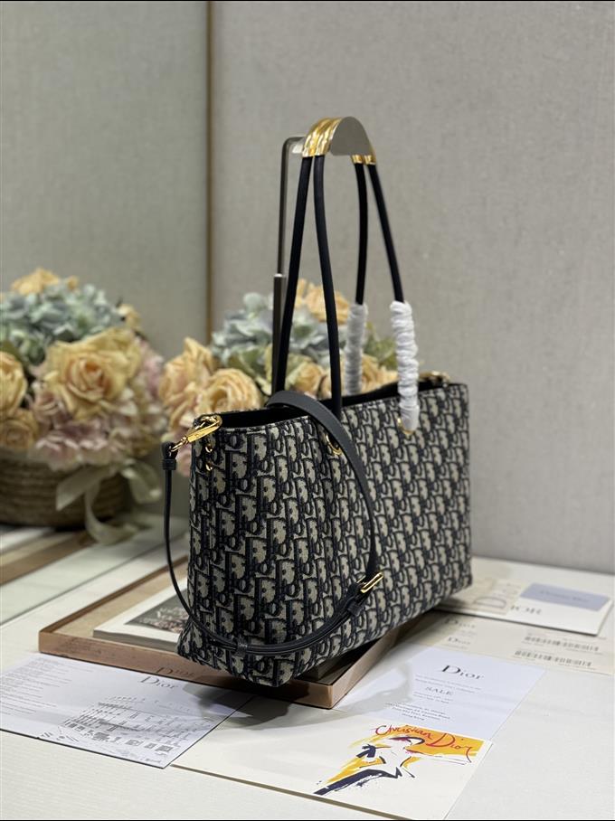 2025228Y800P212654271