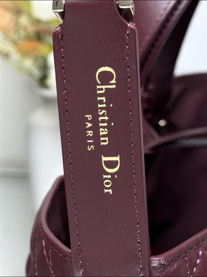 2025228Y800P212655608