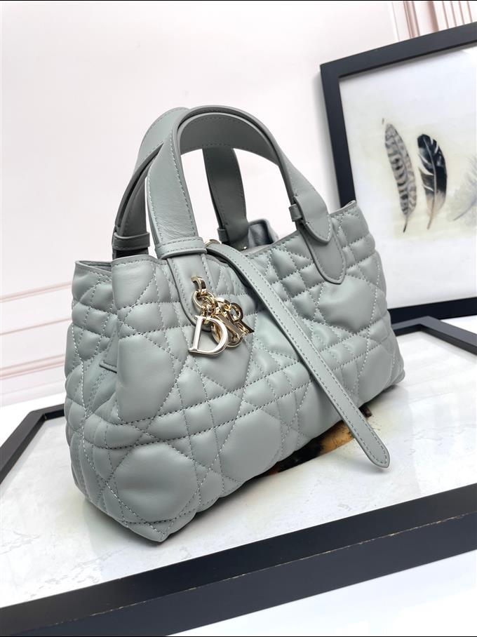 2025228Y800P212656432