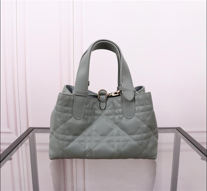 2025228Y800P212657150