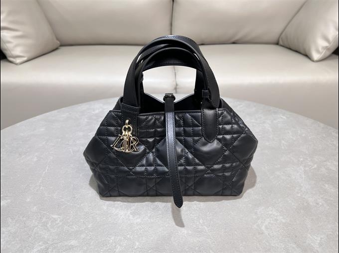 2025228Y800P212657388