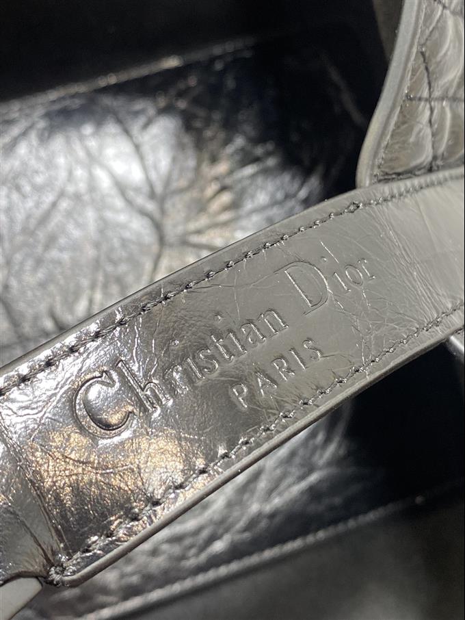 2025228Y800P212657749