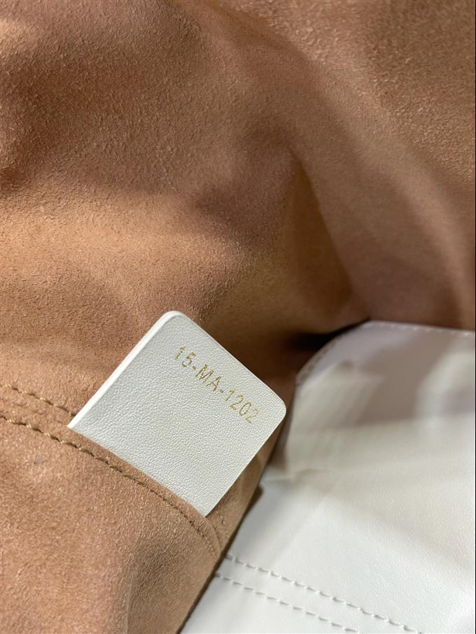 2025228Y820P21265967