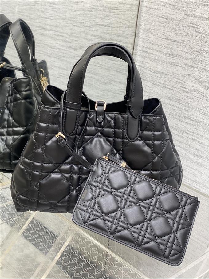 2025228Y850P212643600