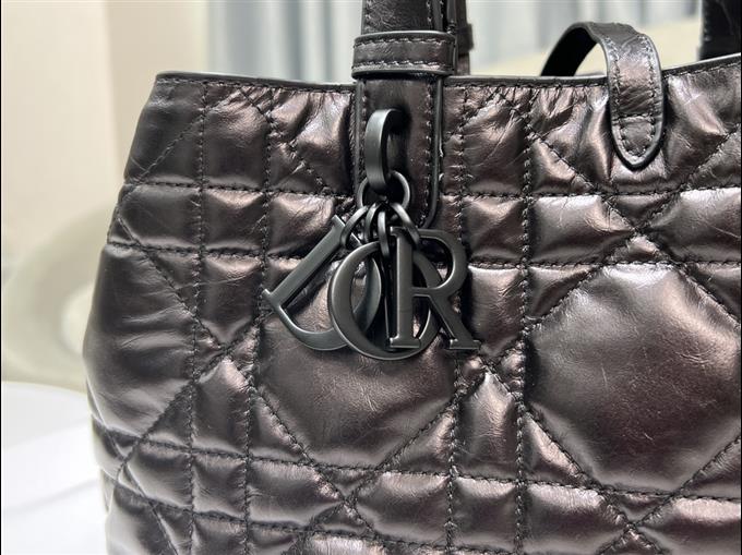 2025228Y850P212659426