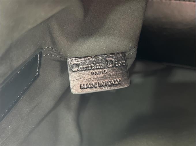 2025228Y850P212659489