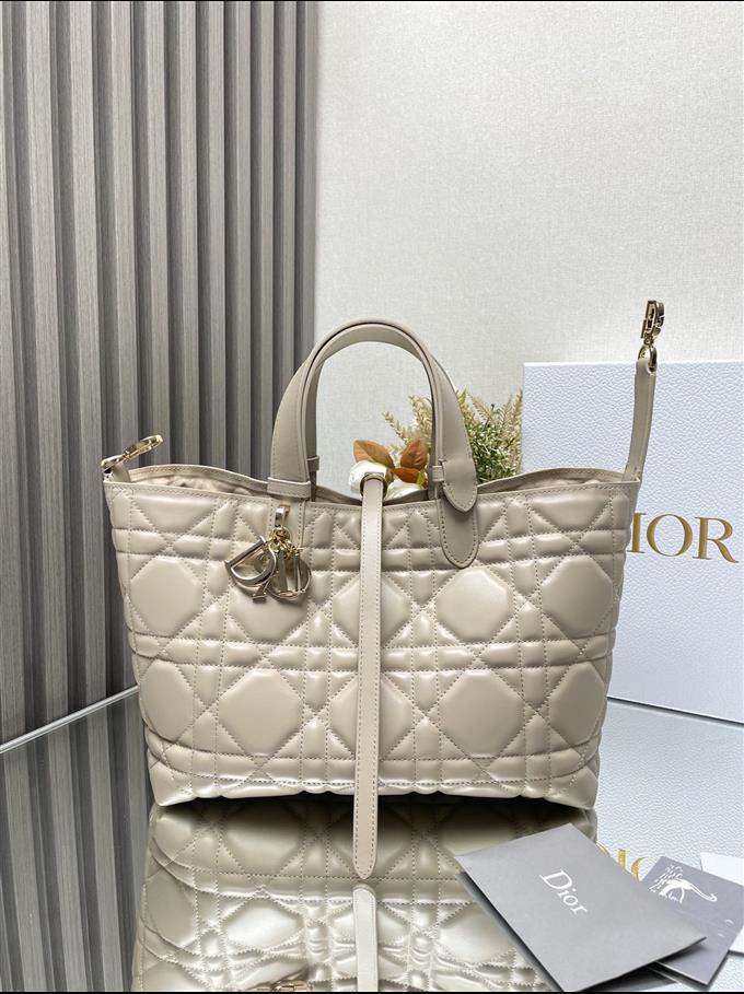 2025228Y850P212659724