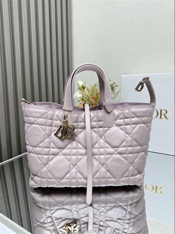 2025228Y850P212714187