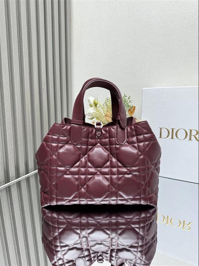 2025228Y850P21272397