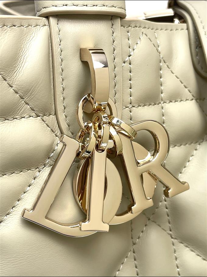 2025228Y850P21273441