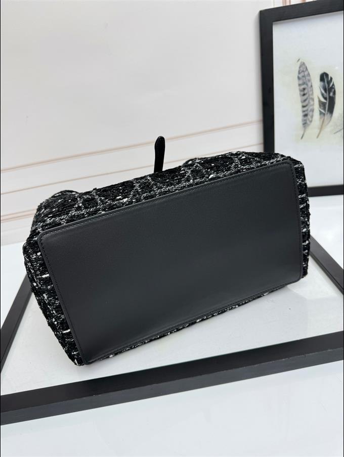 2025228Y850P21273663