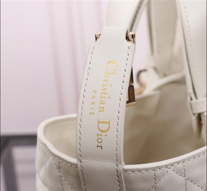 2025228Y850P21274243