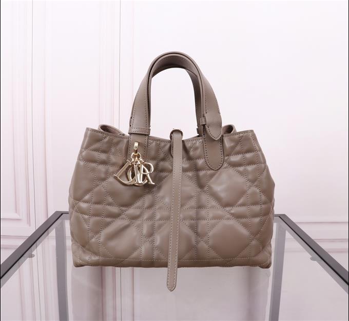 2025228Y850P21274590