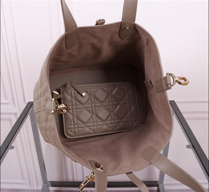 2025228Y850P21274714