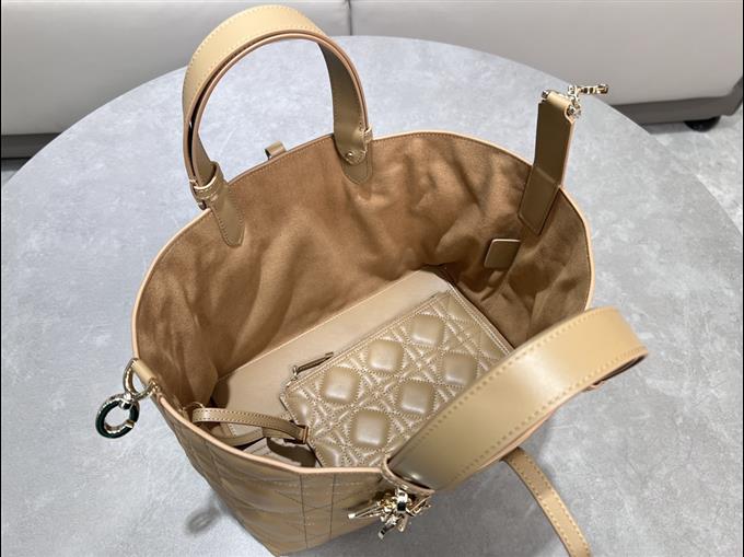 2025228Y850P21274808