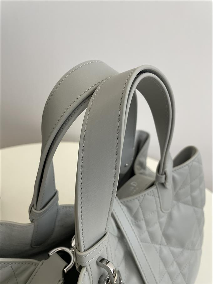 2025228Y850P21275749