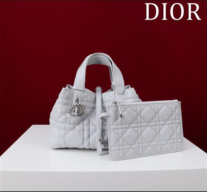 2025228Y880P212643974