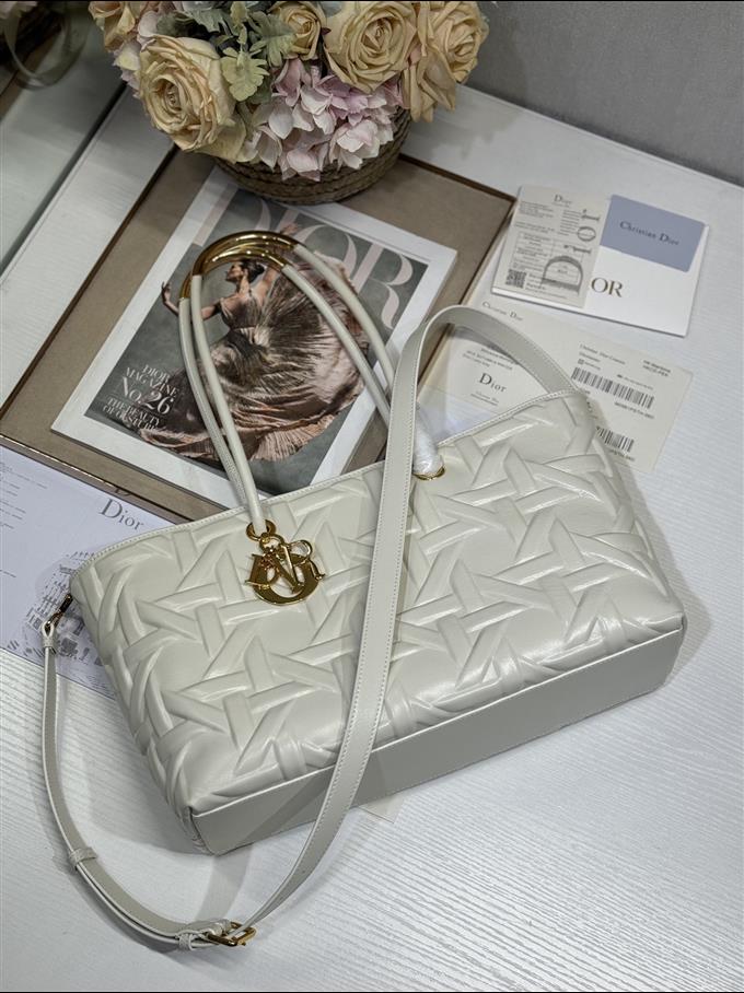 2025228Y880P21276911