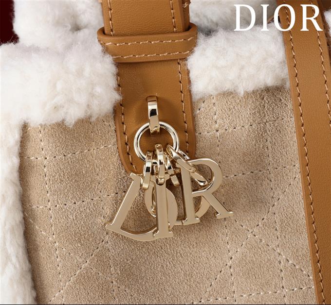 2025228Y900P21277521