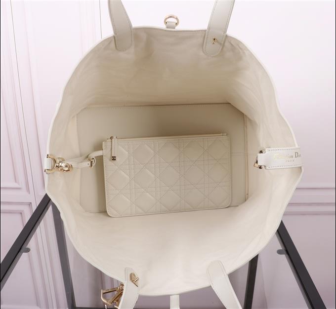 2025228Y930P212711238