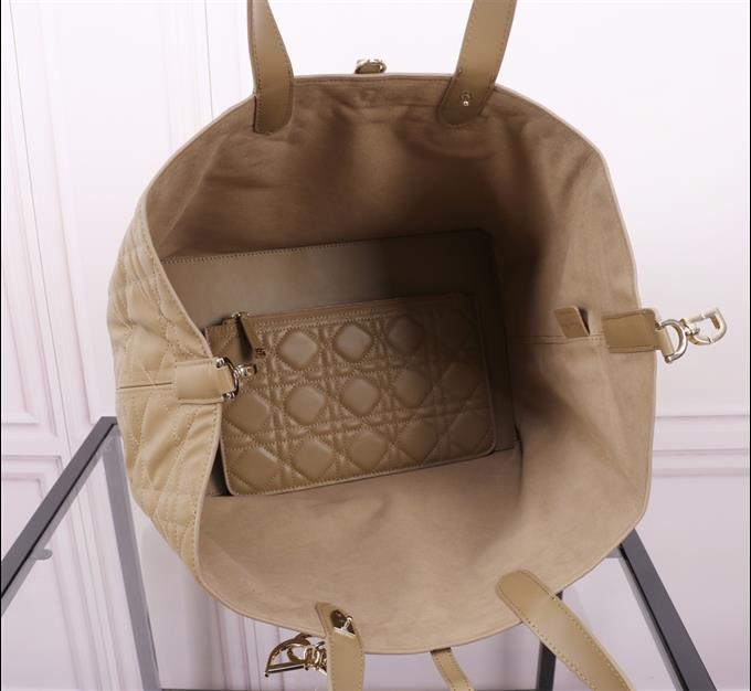 2025228Y930P212711380