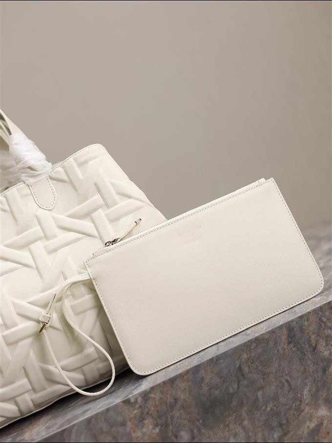 2025228Y930P21277866