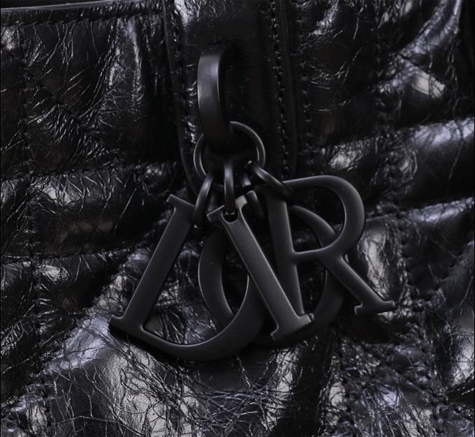 2025228Y930P21278560