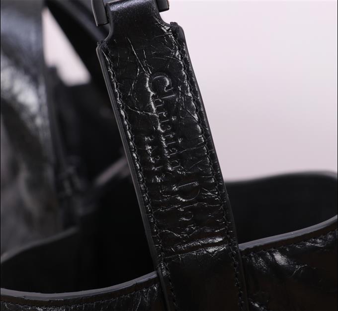 2025228Y930P21278640