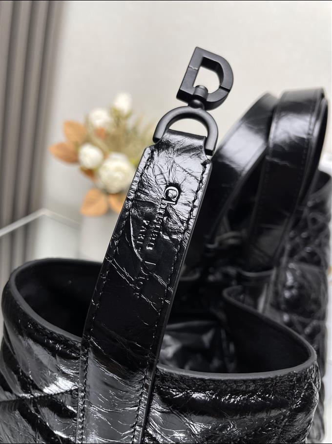 2025228Y930P21279205