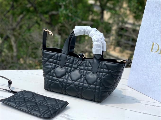 2025228Y950P212644272