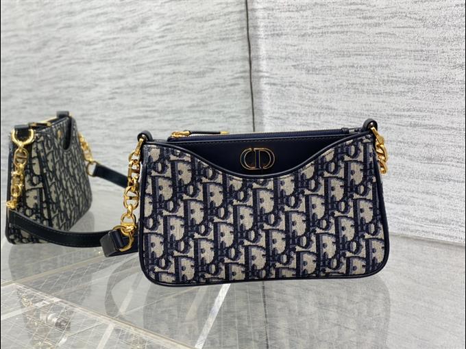 2025228Y550P203557399