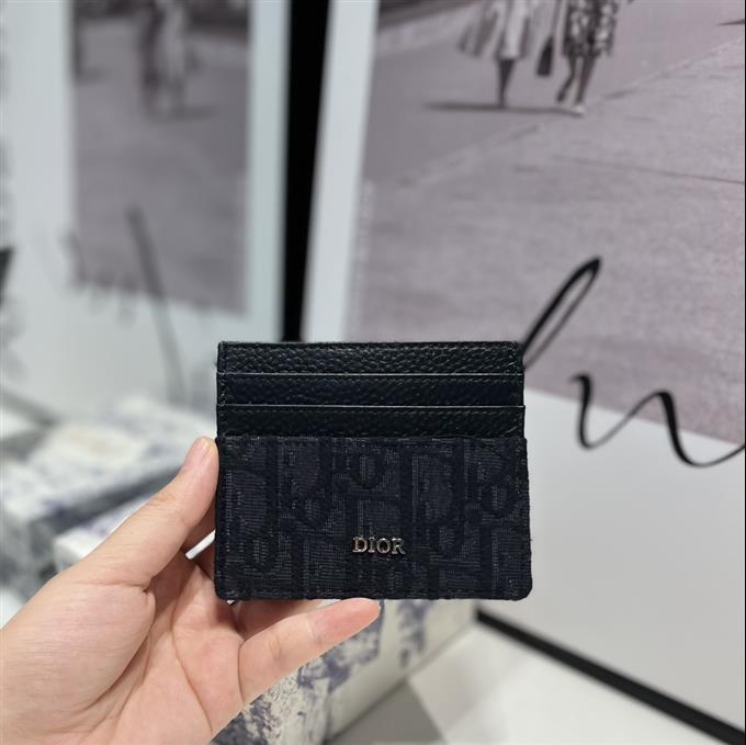 2025228Y150P203551635