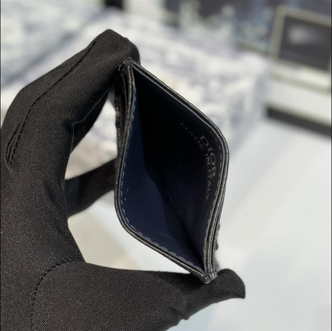 2025228Y150P203551935