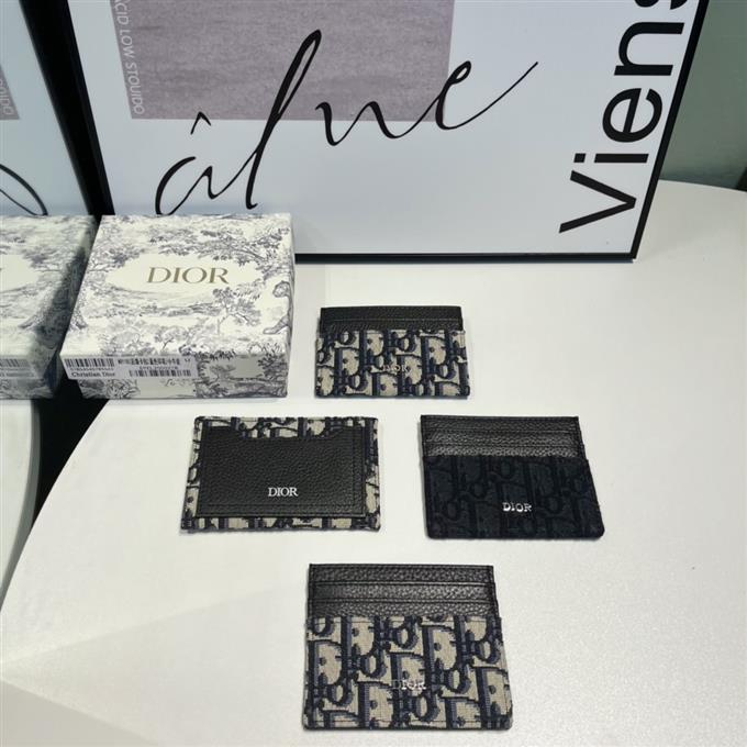 2025228Y150P203552364