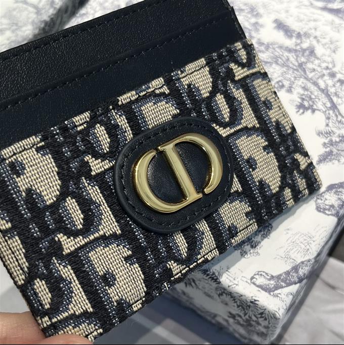 2025228Y150P203552425