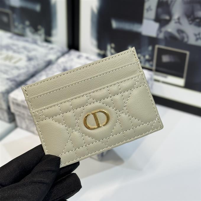 2025228Y150P203552738