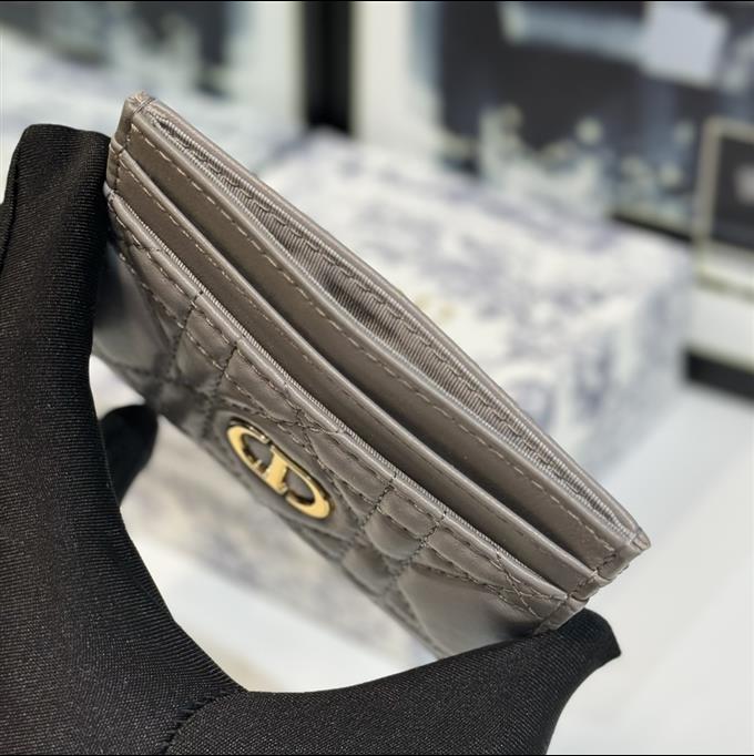 2025228Y150P203552925