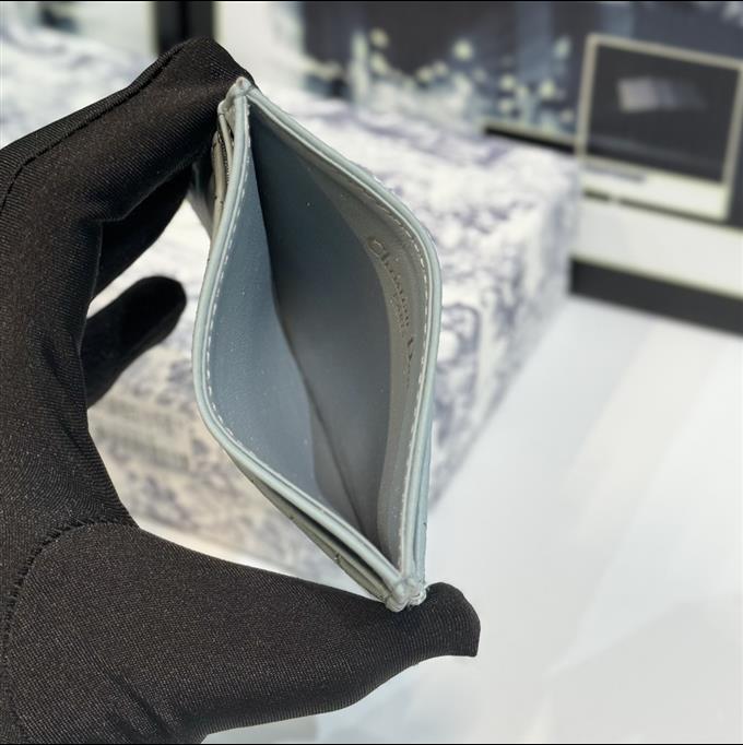 2025228Y150P203553460