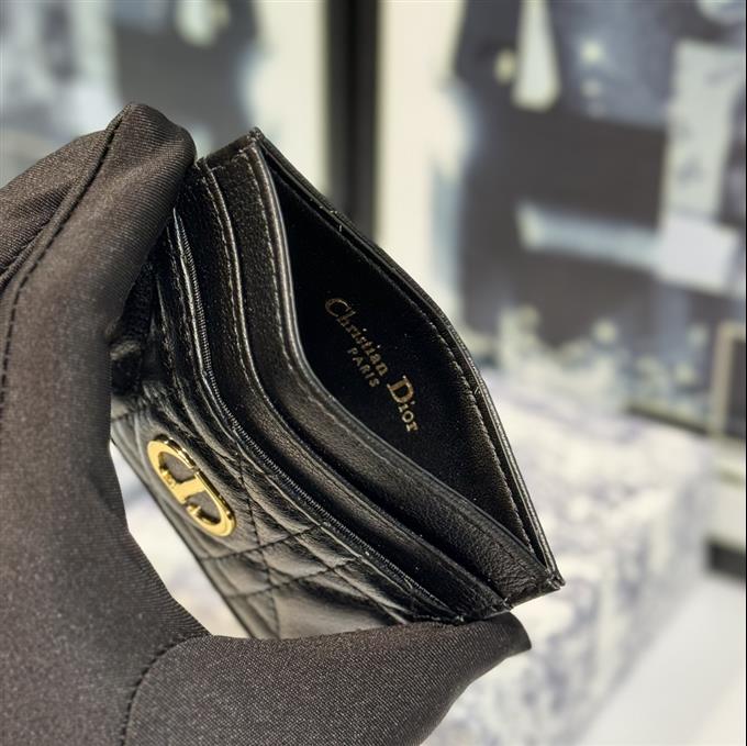 2025228Y150P203553583