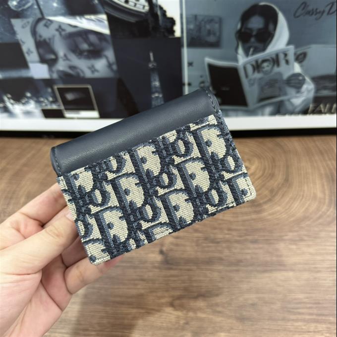 2025228Y150P21233838